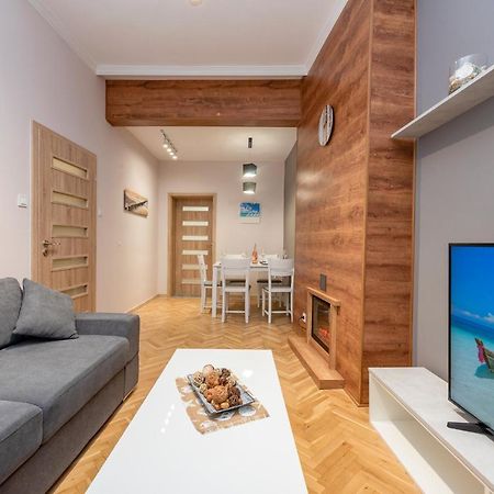 Downtown Apartment Burgas Bagian luar foto