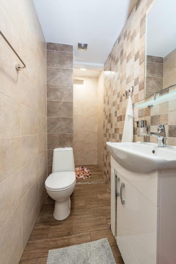 Downtown Apartment Burgas Bagian luar foto