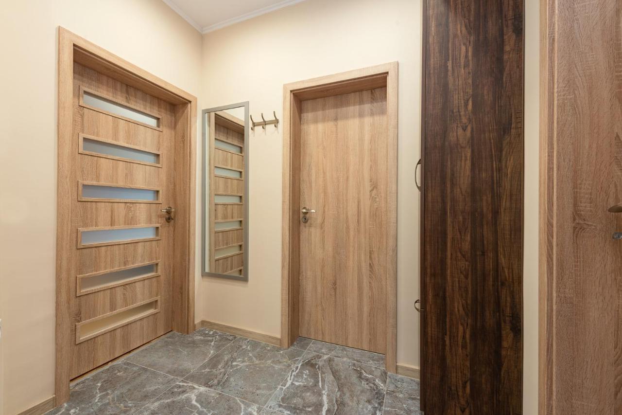 Downtown Apartment Burgas Bagian luar foto